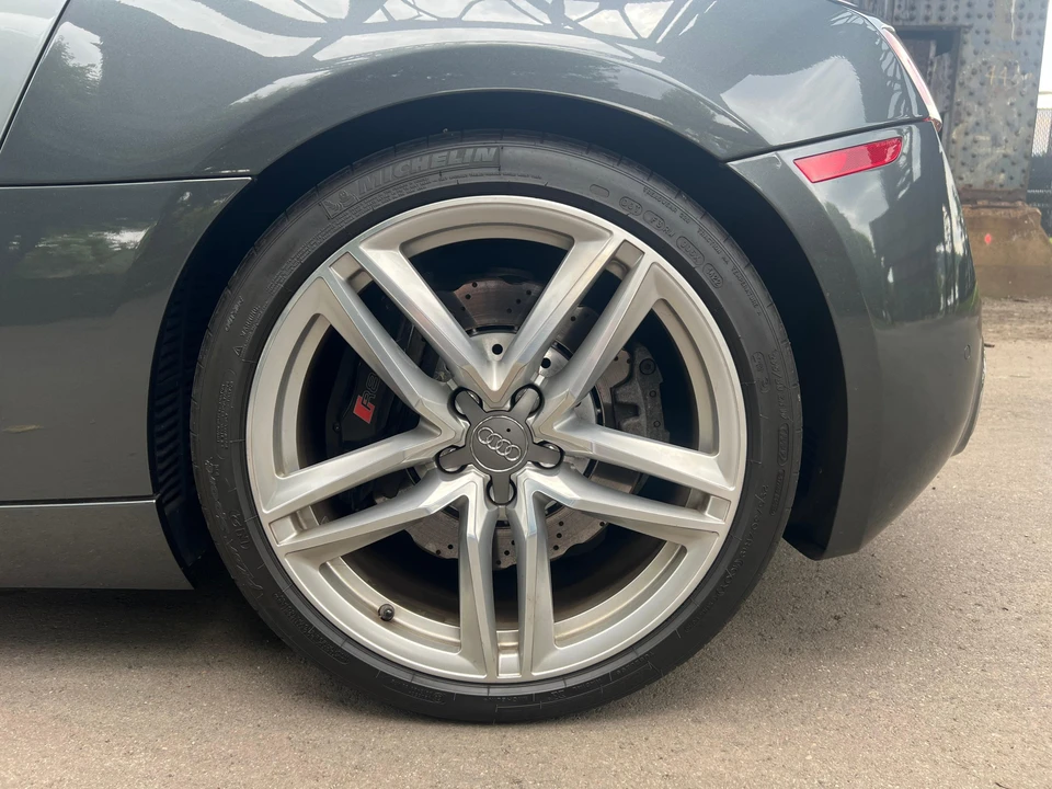 2014 Audi 42 R8 - Image 11 of 31