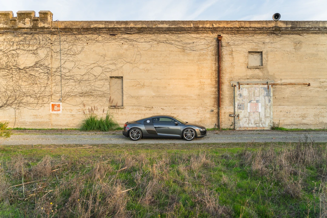 2014 Audi 42 R8 - Image 22 of 31