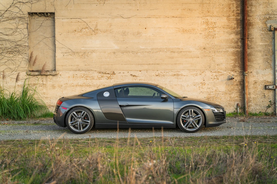 2014 Audi 42 R8 - Image 23 of 31