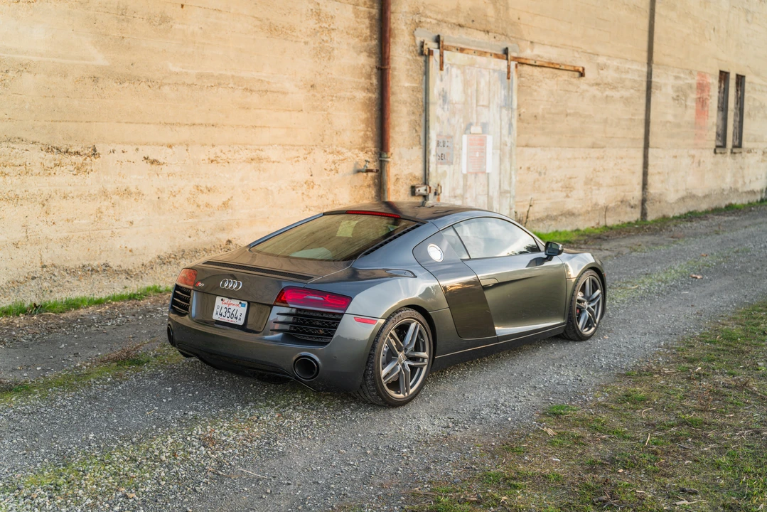 2014 Audi 42 R8 - Image 24 of 31