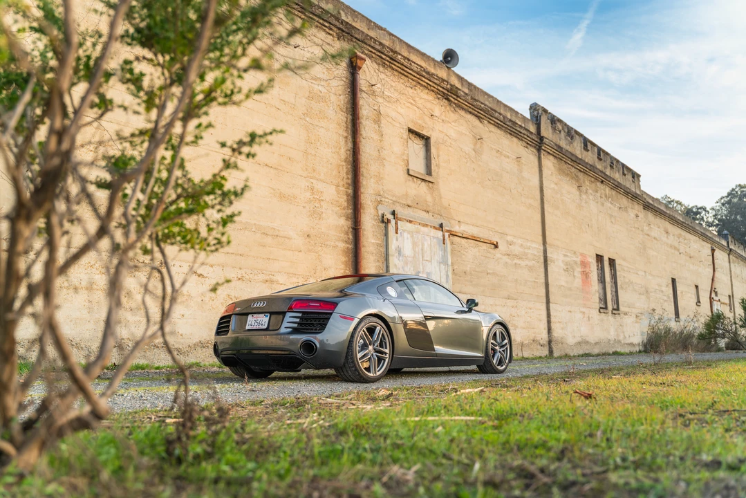 2014 Audi 42 R8 - Image 25 of 31