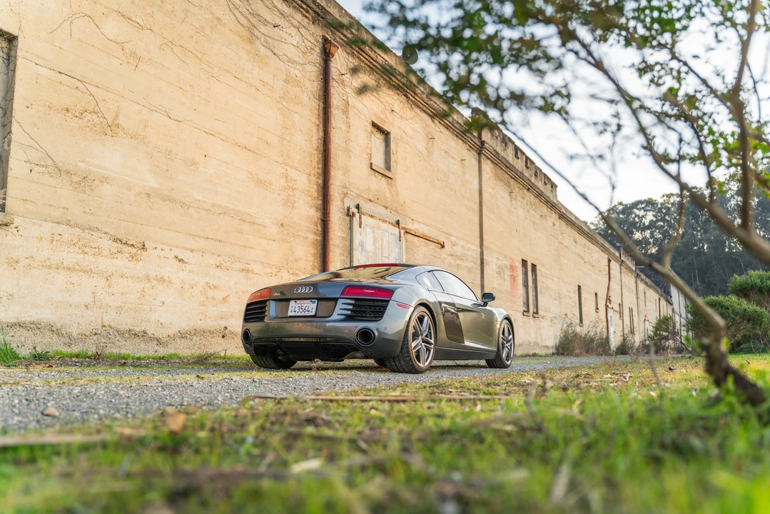 2014 Audi 42 R8 - Image 27 of 31