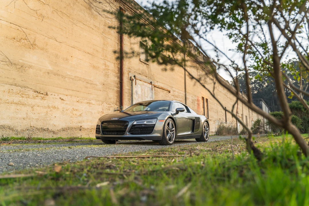 2014 Audi 42 R8 - Image 4 of 31