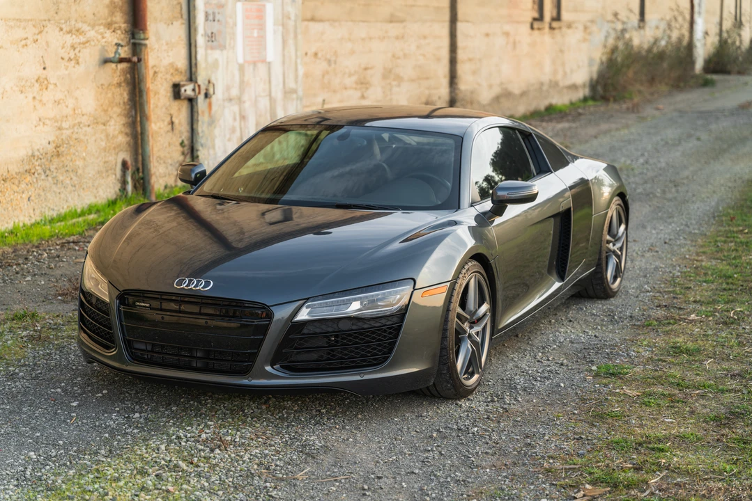 2014 Audi 42 R8 - Image 7 of 31