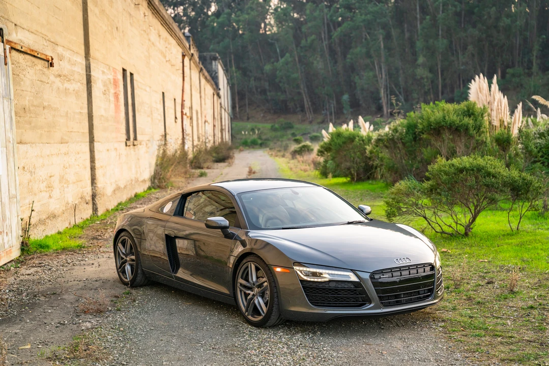 2014 Audi 42 R8 - Image 13 of 31