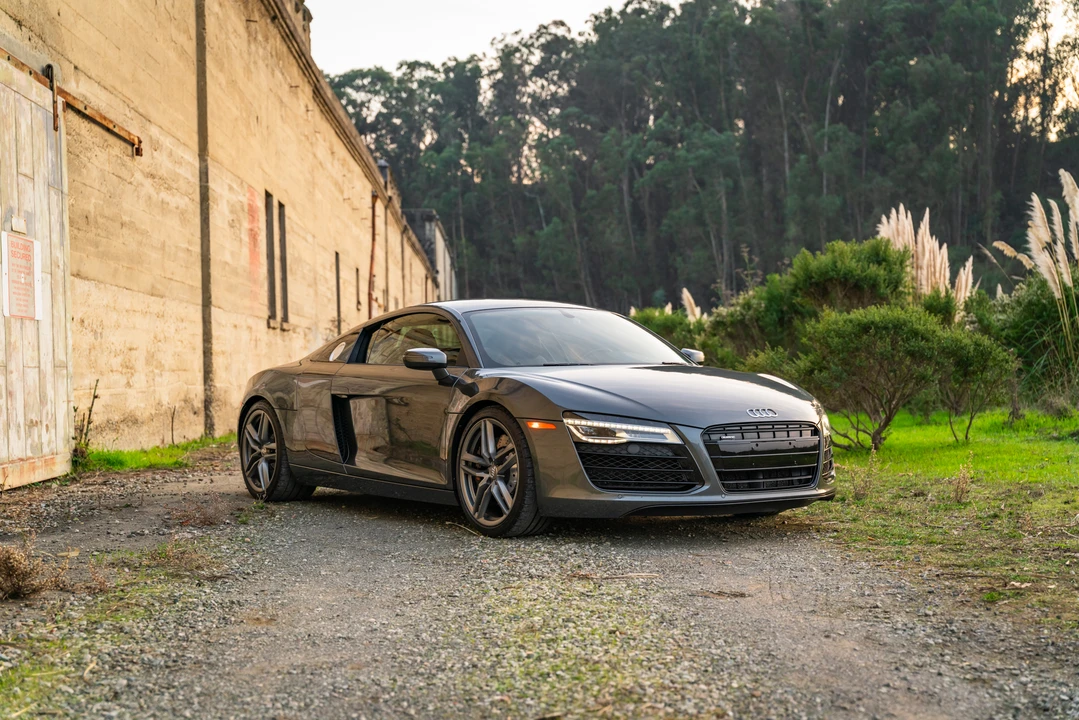 2014 Audi 42 R8 - Image 21 of 31