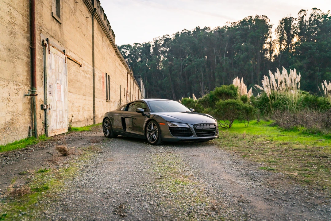 2014 Audi 42 R8 - Image 19 of 31
