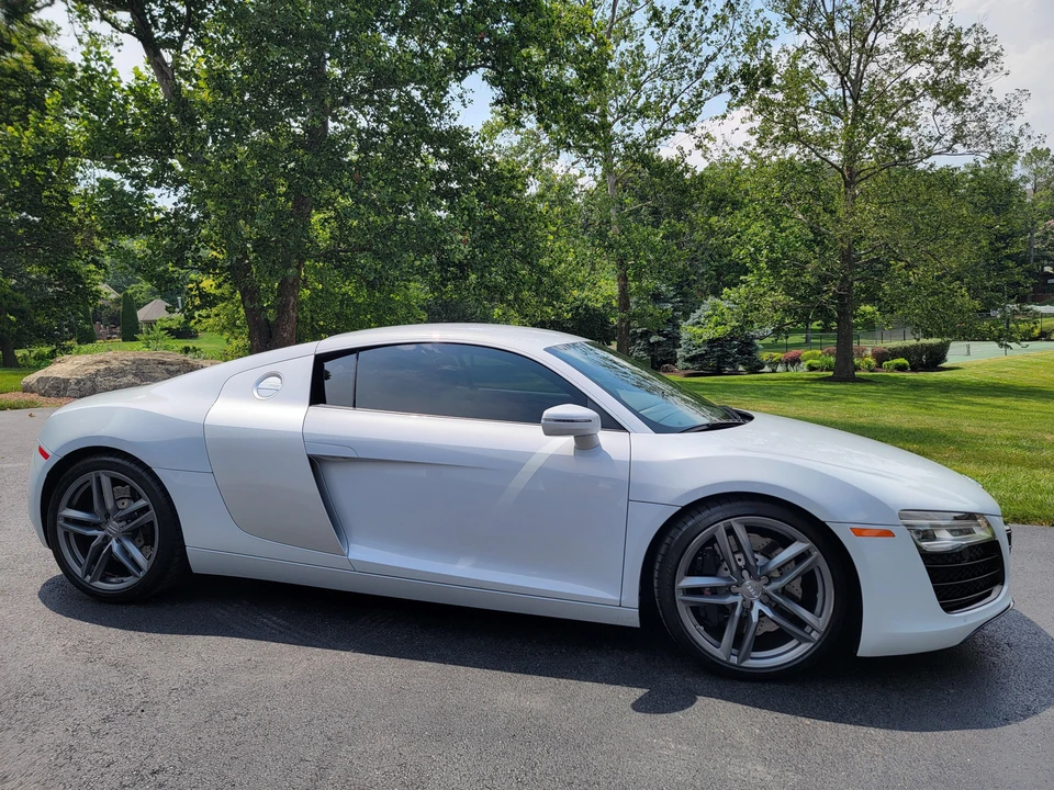 2014 Audi 42 R8 - Image 15 of 31