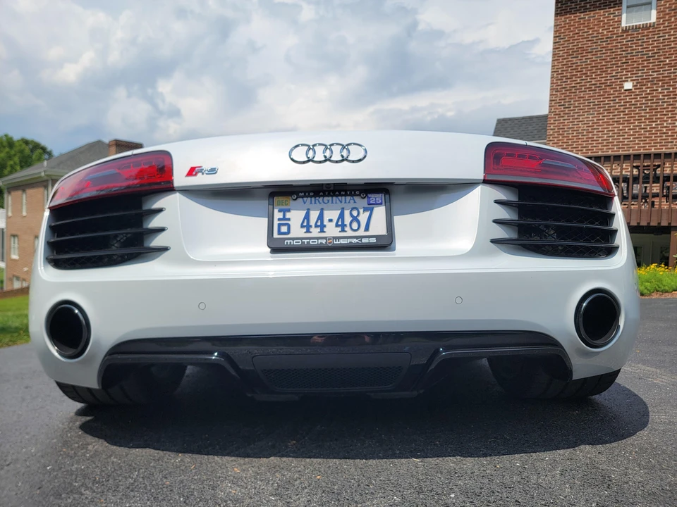 2014 Audi 42 R8 - Image 12 of 31