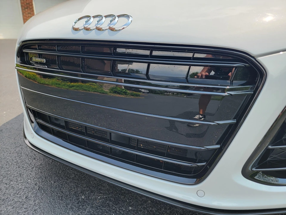 2014 Audi 42 R8 - Image 25 of 31