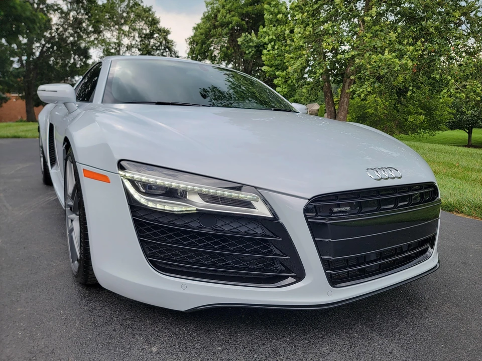 2014 Audi 42 R8 - Image 19 of 31