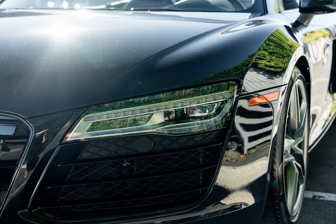 2014 Audi 42 R8 - Image 14 of 21
