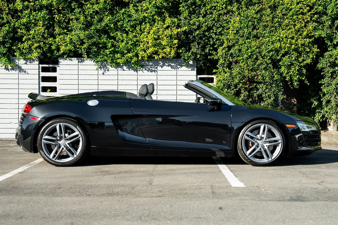 2014 Audi 42 R8 - Image 3 of 21