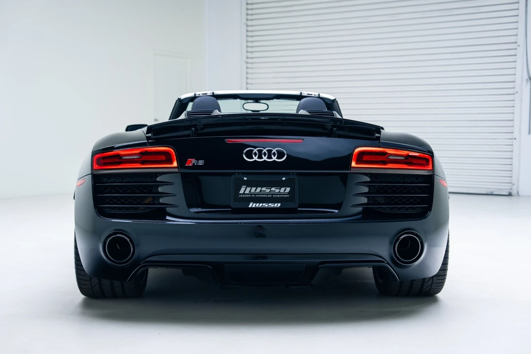 2014 Audi 42 R8 - Image 6 of 21