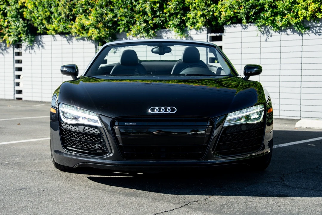 2014 Audi 42 R8 - Image 4 of 21