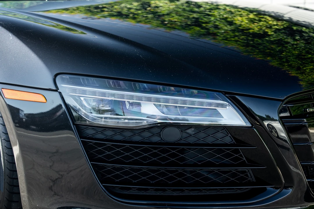 2014 Audi 42 R8 - Image 13 of 21