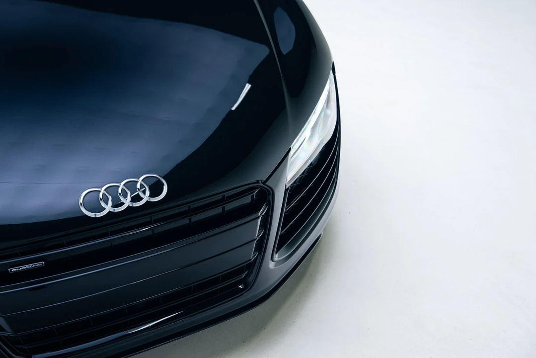2014 Audi 42 R8 - Image 19 of 21