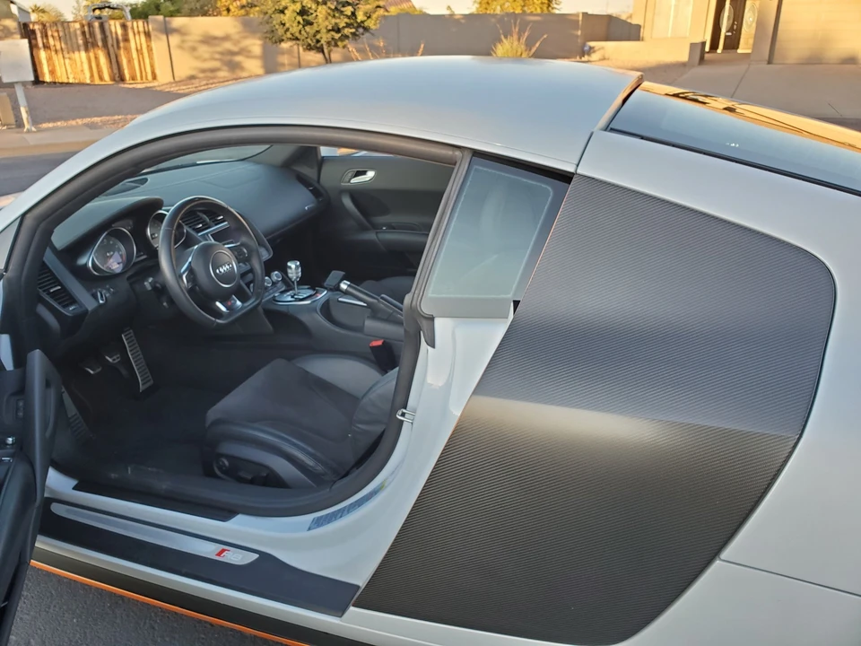 2014 Audi 42 R8 - Image 6 of 8