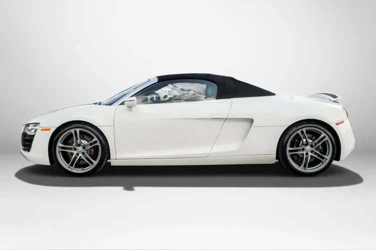 2014 Audi 42 R8 - Image 8 of 16