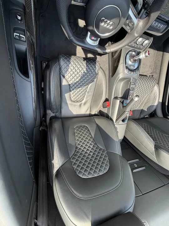 2014 Audi 42 R8 - Image 14 of 16