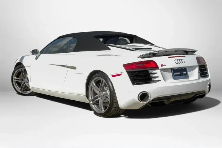 2014 Audi 42 R8 - Image 7 of 16