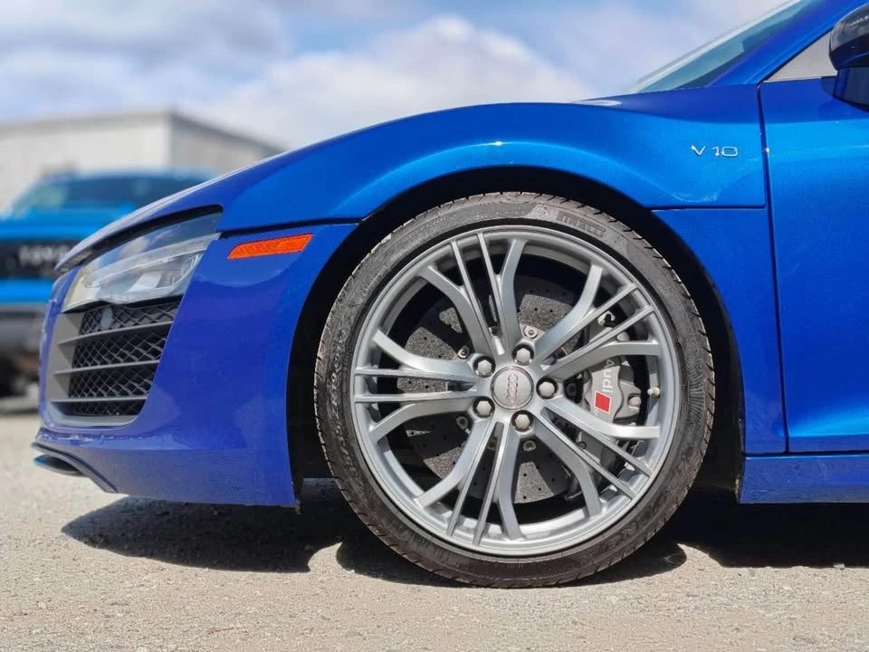 2014 Audi 42 R8 - Image 15 of 15