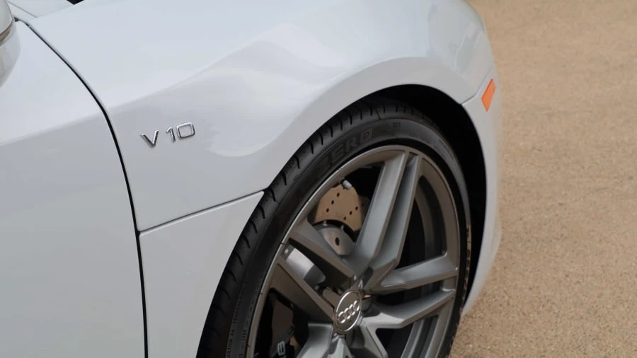 2014 Audi 42 R8 - Image 9 of 12