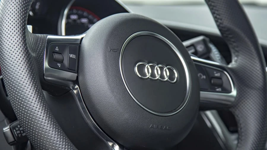 2014 Audi 42 R8 - Image 13 of 20