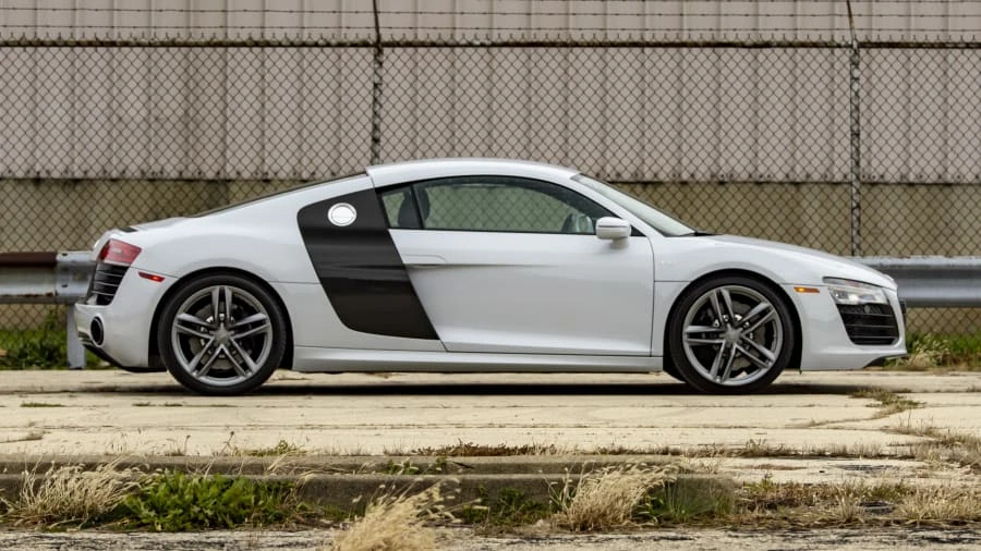 2014 Audi 42 R8 - Image 15 of 20