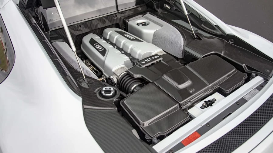 2014 Audi 42 R8 - Image 6 of 12