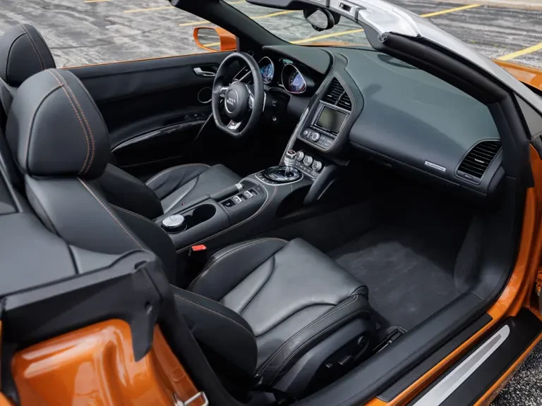 2014 Audi 42 R8 - Image 4 of 31