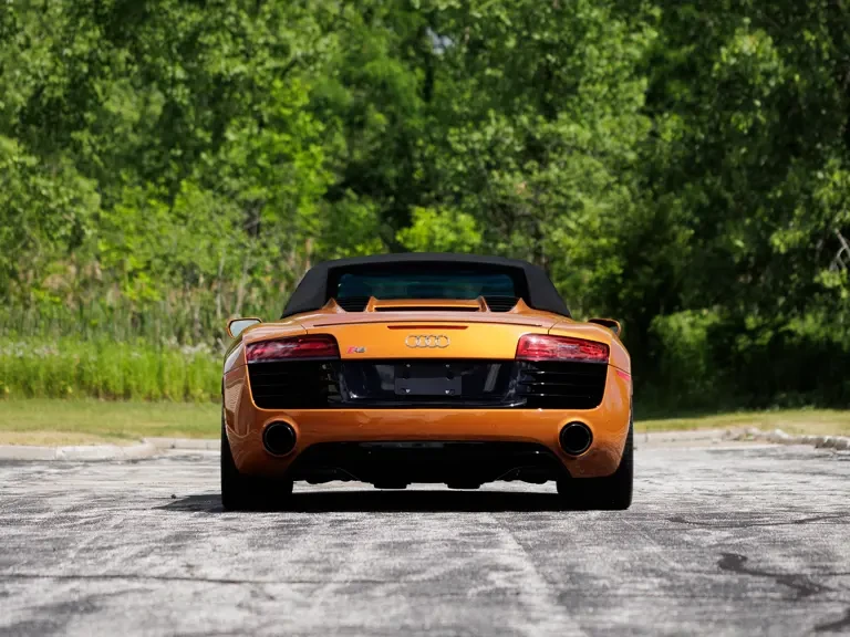 2014 Audi 42 R8 - Image 8 of 31