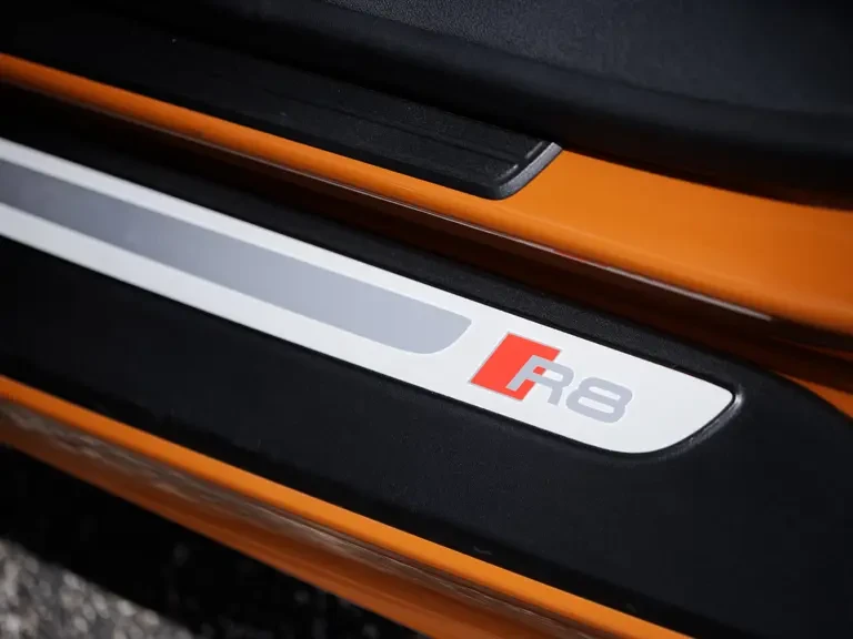 2014 Audi 42 R8 - Image 27 of 31
