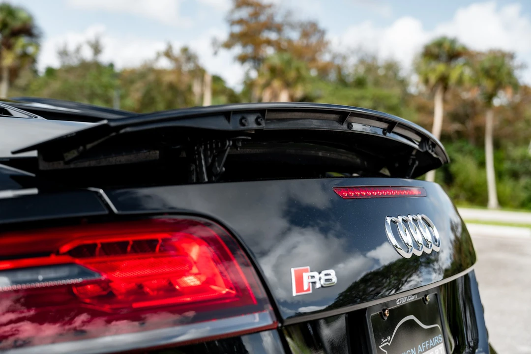 2014 Audi 42 R8 - Image 29 of 31