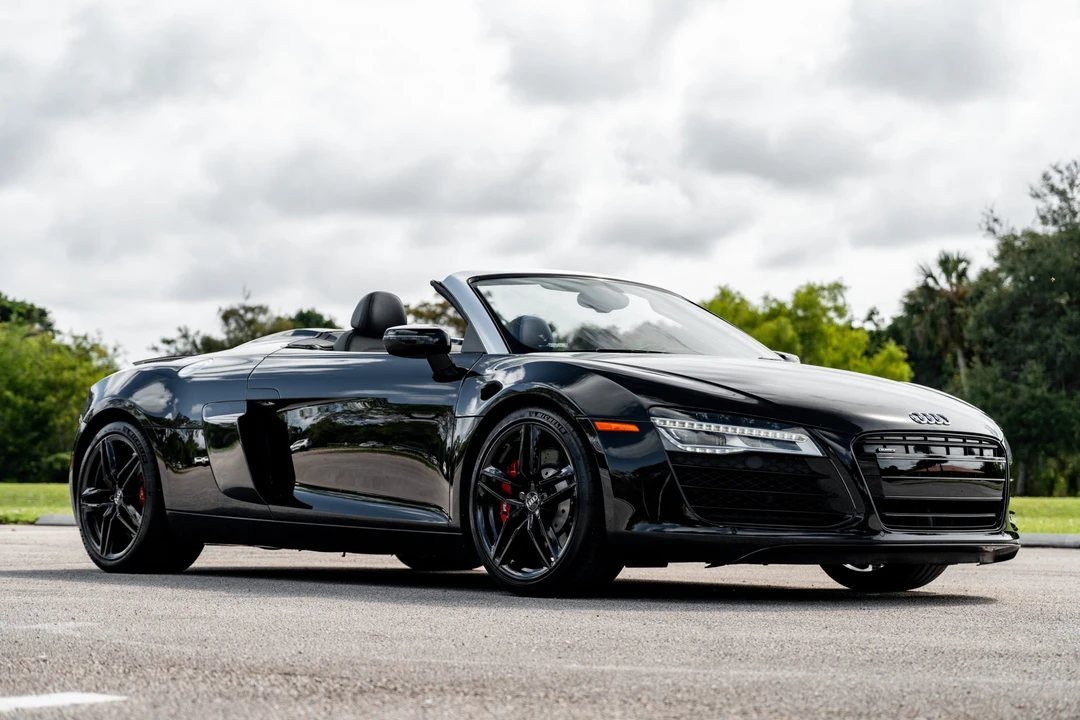 2014 Audi 42 R8 - Image 7 of 31