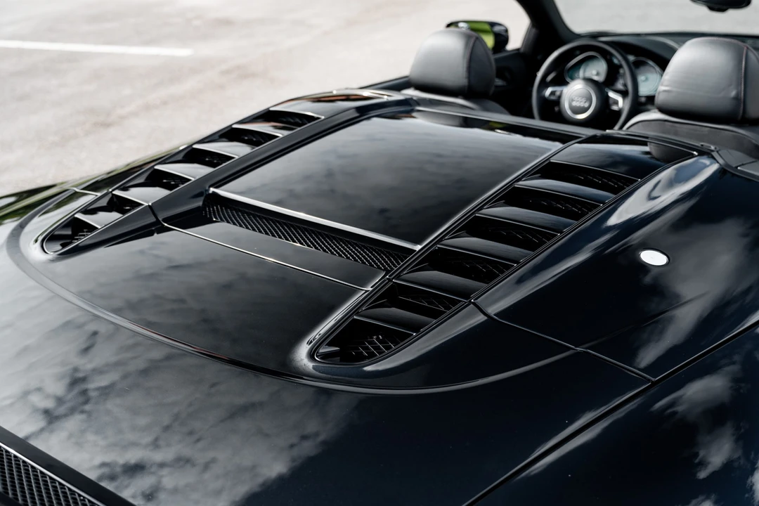 2014 Audi 42 R8 - Image 30 of 31