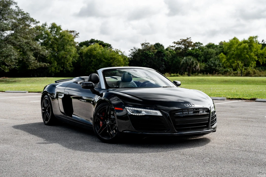 2014 Audi 42 R8 - Image 5 of 31