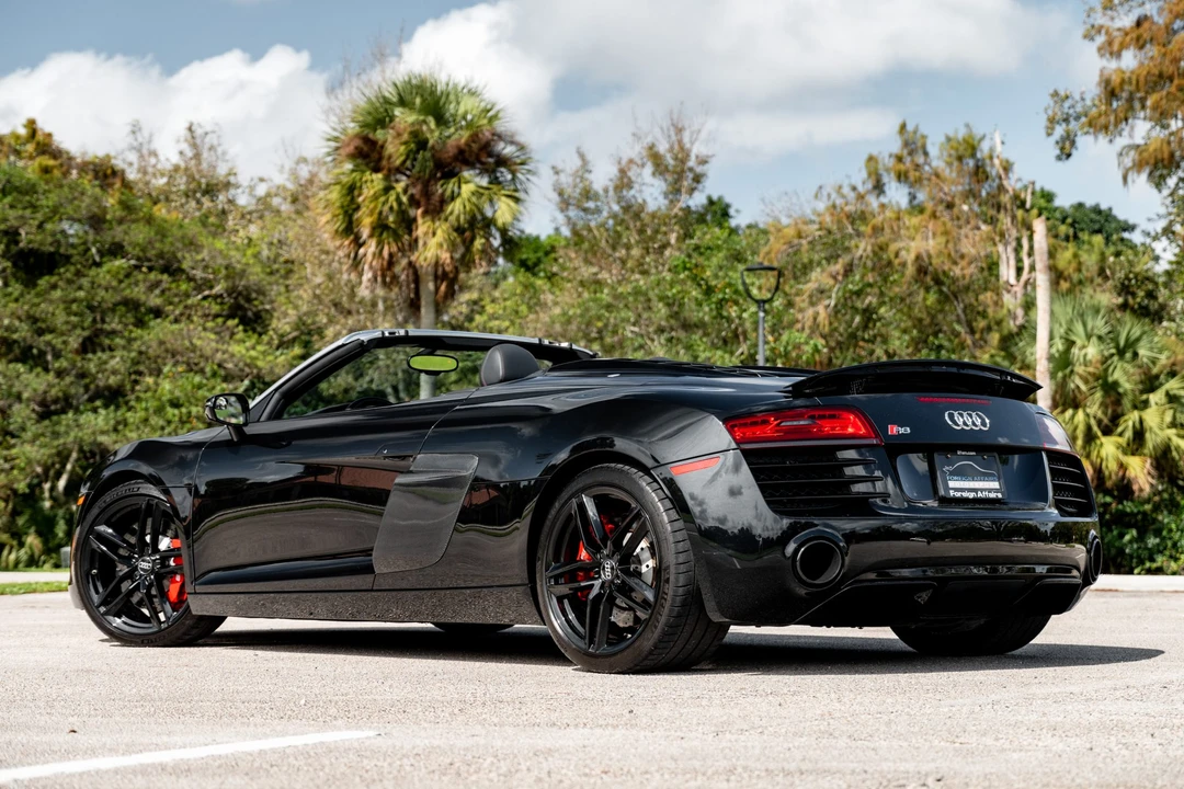 2014 Audi 42 R8 - Image 14 of 31
