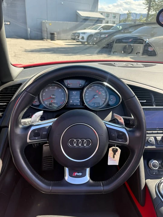 2014 Audi 42 R8 - Image 8 of 8