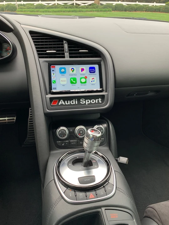 2014 Audi 42 R8 - Image 7 of 10