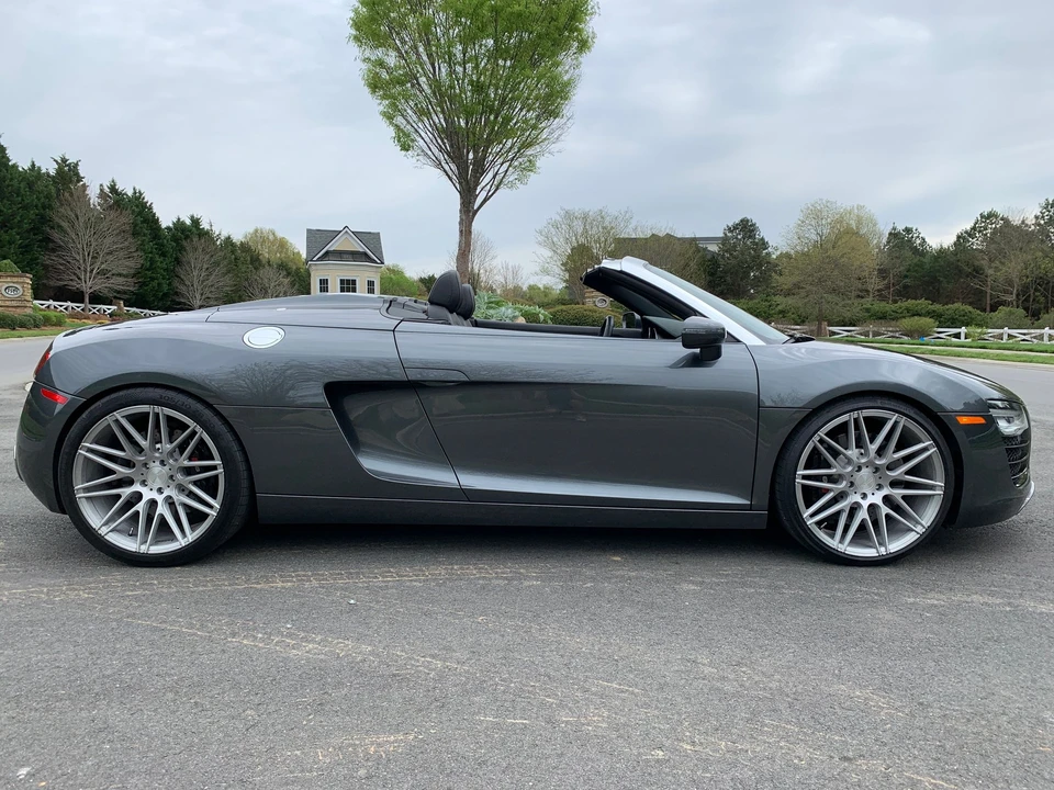2014 Audi 42 R8 - Image 4 of 10