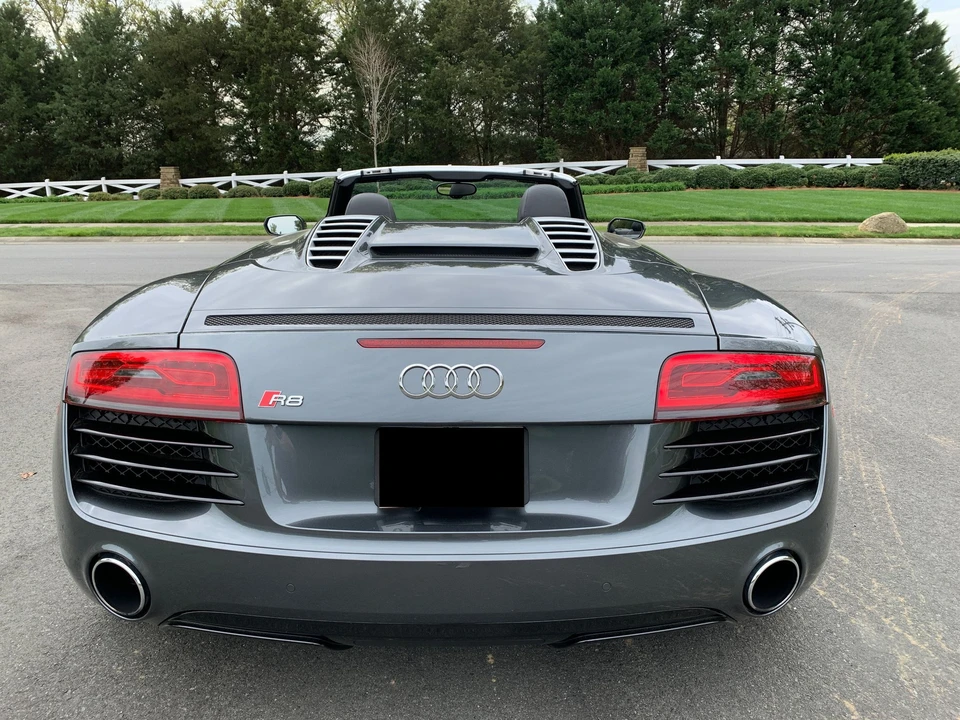 2014 Audi 42 R8 - Image 3 of 10
