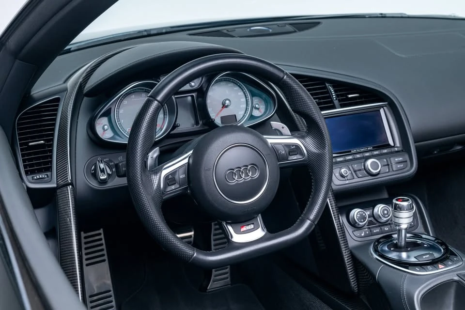2014 Audi 42 R8 - Image 15 of 20