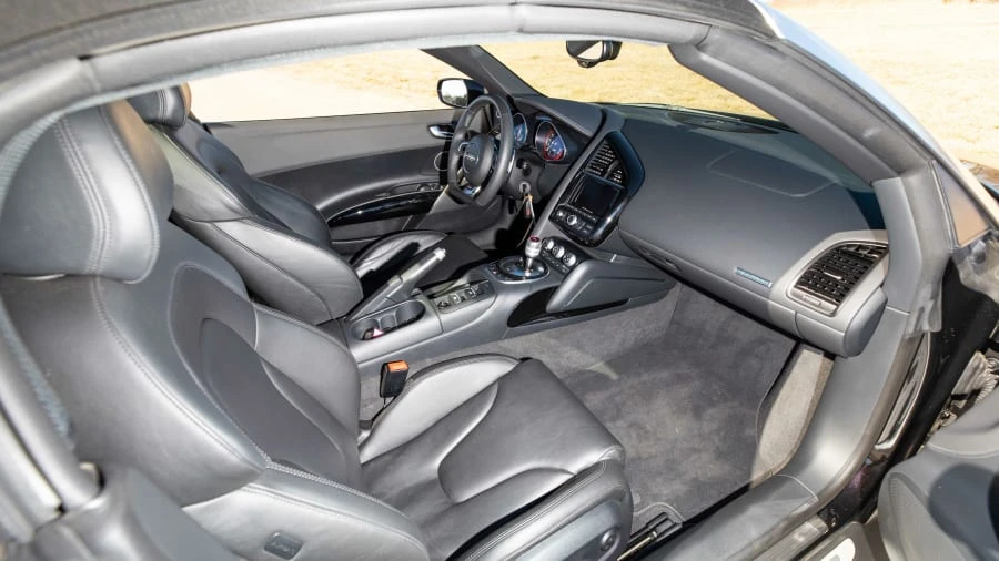2014 Audi 42 R8 - Image 5 of 13