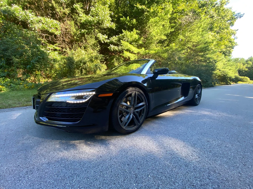 2014 Audi 42 R8 - Image 6 of 31