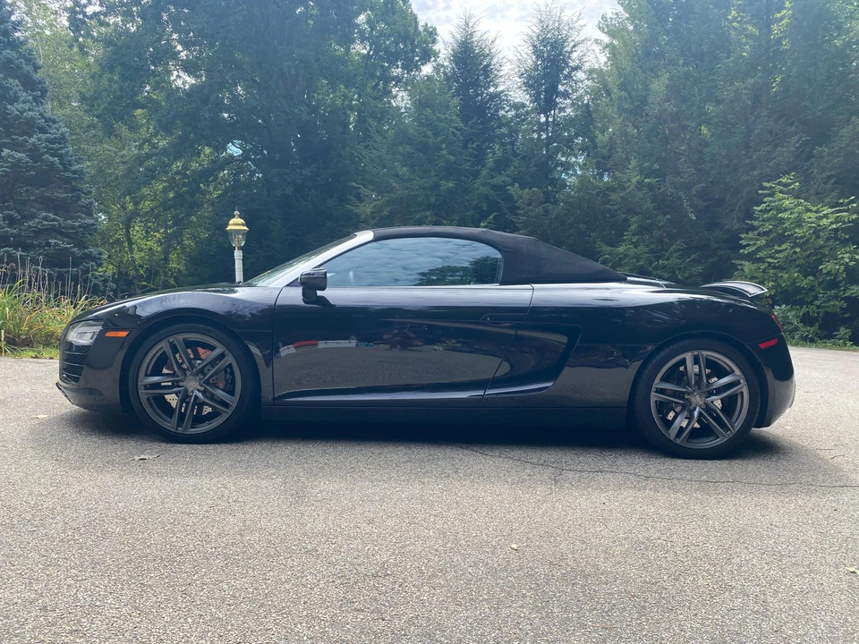 2014 Audi 42 R8 - Image 11 of 31