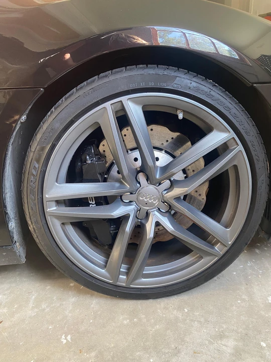 2014 Audi 42 R8 - Image 30 of 31