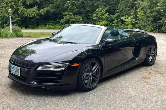 2014 Audi R8 Spyder