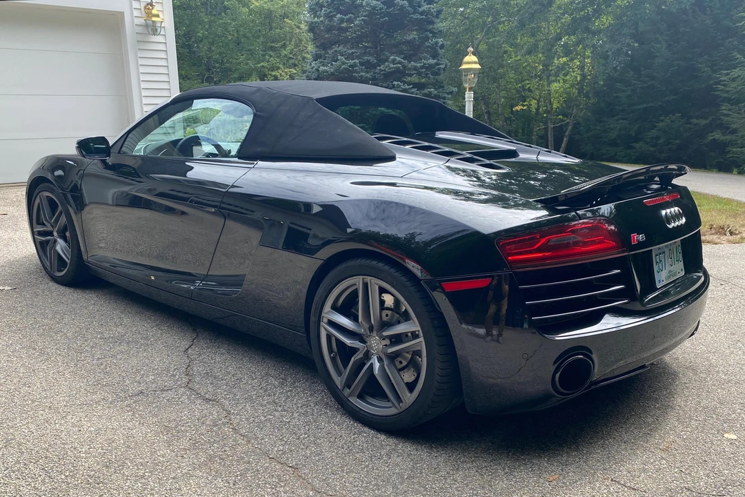 2014 Audi 42 R8 - Image 4 of 31