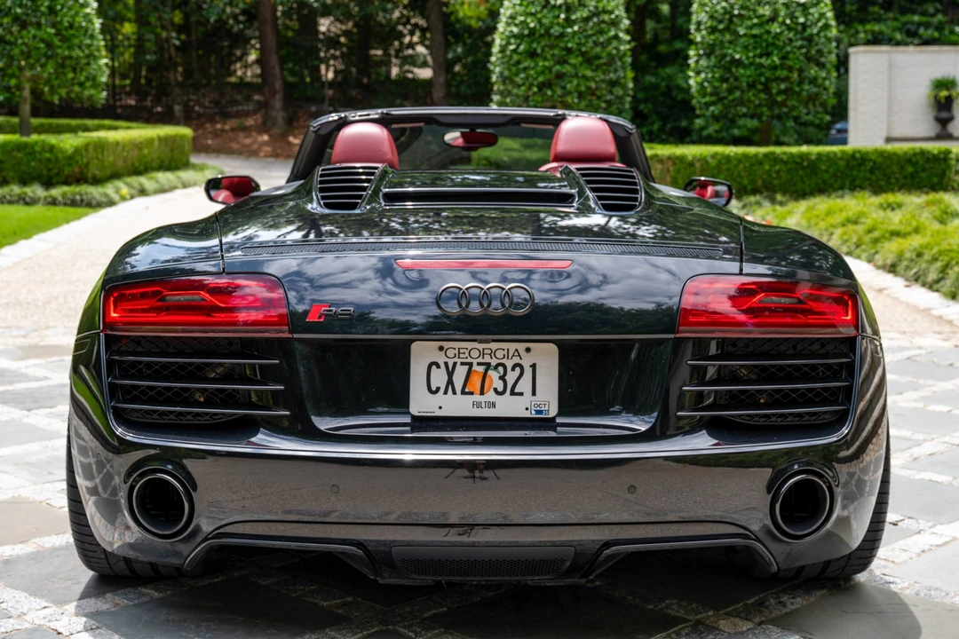 2014 Audi 42 R8 - Image 7 of 31